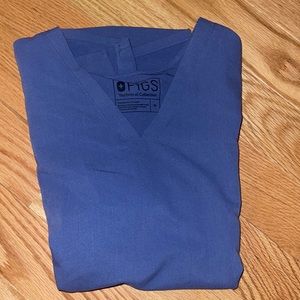Casma Three Pocket Scrub Top